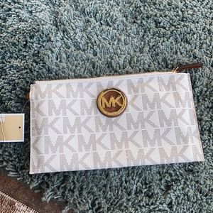 Michael Kors Clutch